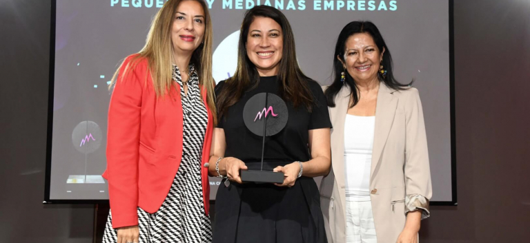 Hub APTA, Premio Pequeñas y medianas empresas 2024: “Urge impulsar el rol de las mujeres en sectores como la ciencia, la tecnología y la innovación, no solo para el desarrollo de las empresas, sino para el progreso del país”