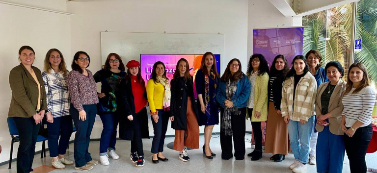 REDMAD y la Universidad de Valparaíso renuevan programa de liderazgo y empoderamiento femenino