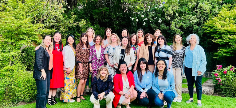 Impulsa tu desarrollo profesional con el Programa de Mentorías REDMAD