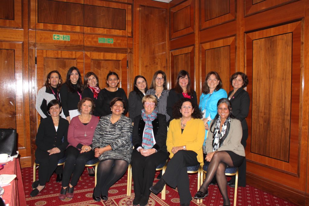 Misión REDMAD – 123 Foto grupal junto a académicas de la Universidad de Reading